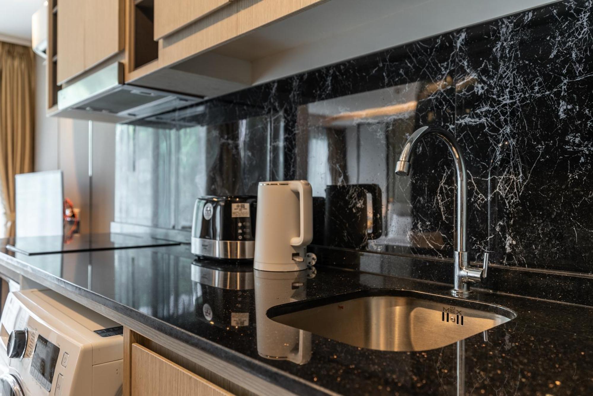 Panora Condo By Villacarte شاطئ سورين المظهر الخارجي الصورة